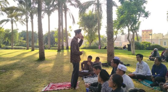 Tadabur Alam di Al-Azhar Park. (Sumber: Dok. Panitia Tadabur Alam)