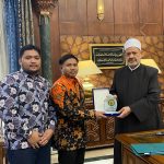 Presiden PPMI Mesir ditemani Mensos bersama Grand Syekh